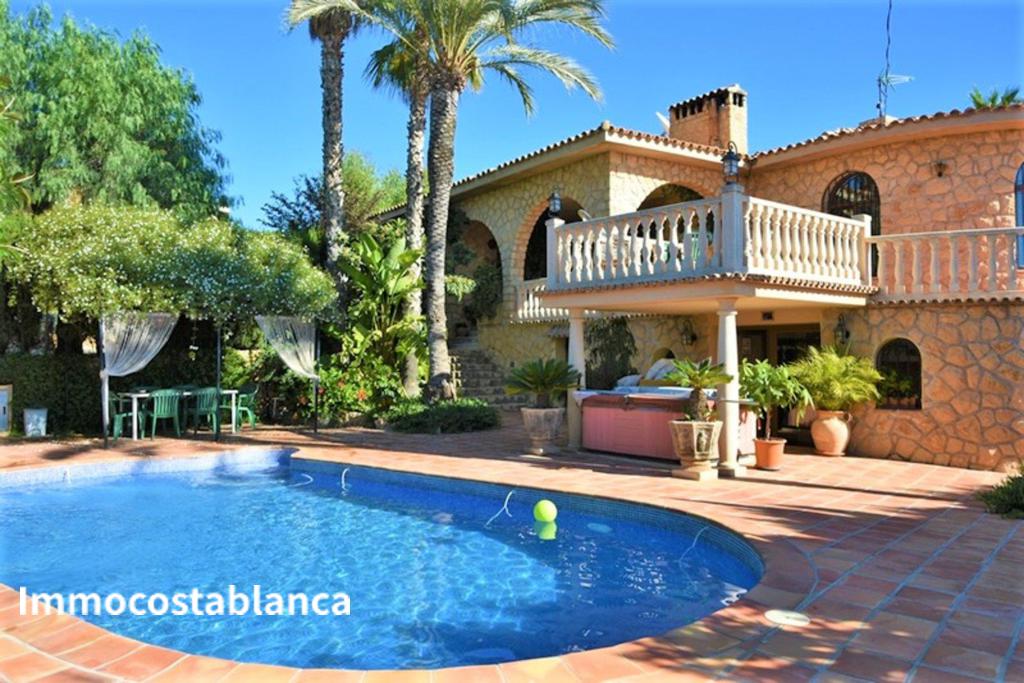 9 room villa in La Nucia, 450 m², 840,000 €, photo 9, listing 6022968