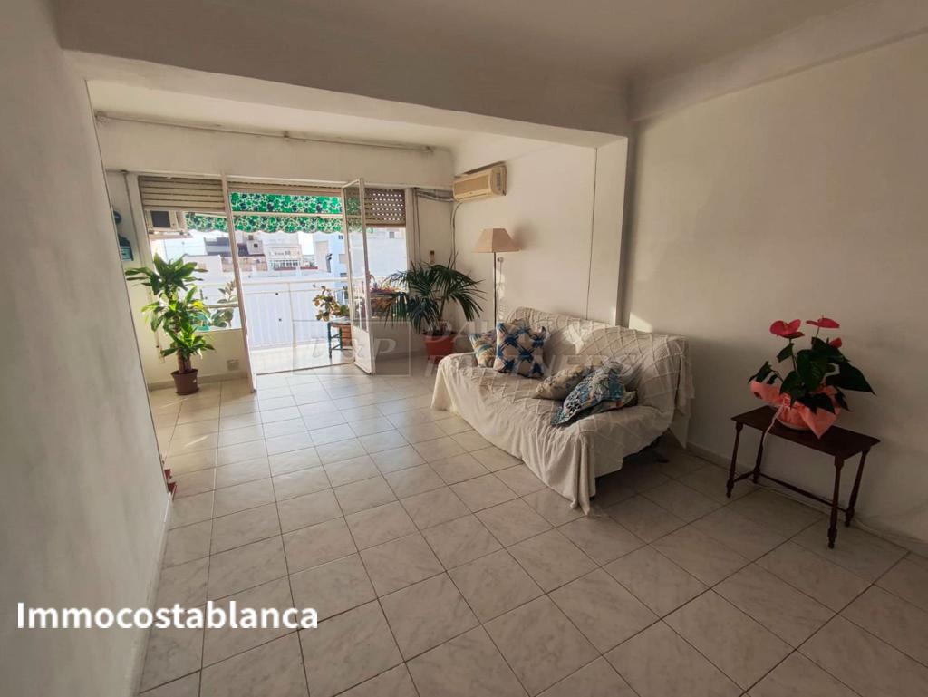 Apartment in Torrevieja, 208 m², 260,000 €, photo 2, listing 15505136