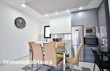 Apartment in Mil Palmeras, 67 m²
