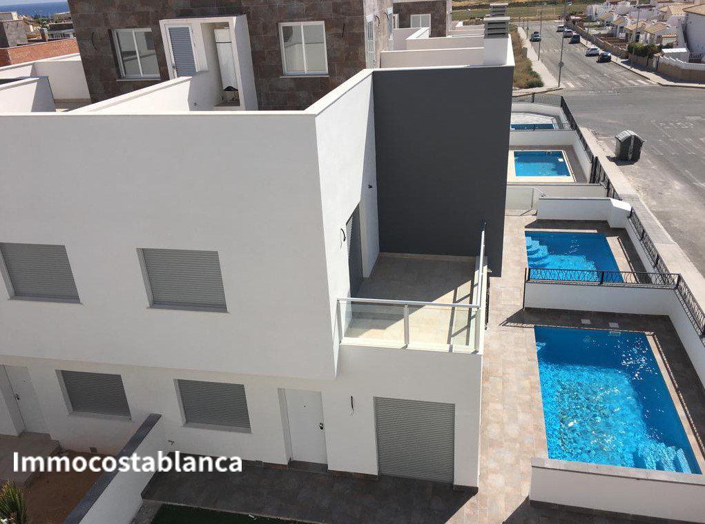 Detached house in Torrevieja, 97 m², 262,000 €, photo 1, listing 28879048