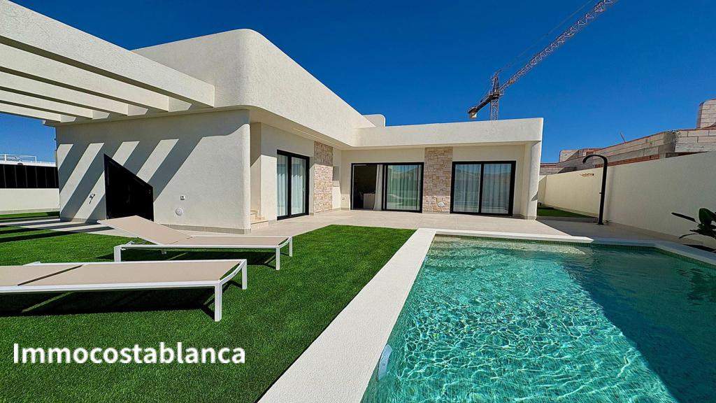 Villa in Alicante, 242 m², 390,000 €, photo 1, listing 71291616