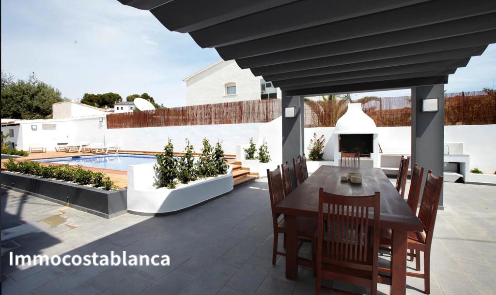 Detached house in Moraira, 211 m², 725,000 €, photo 9, listing 38872016