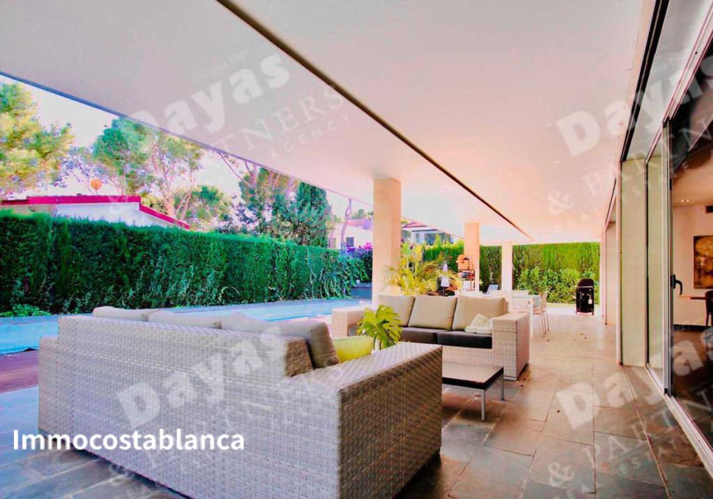 Villa in Torrevieja, 492 m², 790,000 €, photo 7, listing 51288176