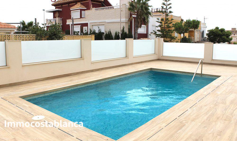 4 room villa in Torrevieja, 238 m², 590,000 €, photo 2, listing 50724016