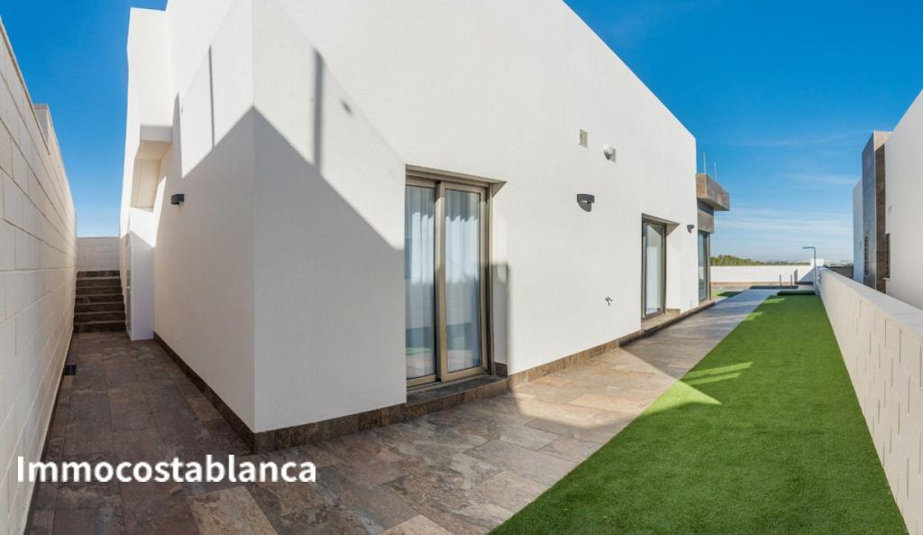 Villa in Dehesa de Campoamor, 84 m², 370,000 €, photo 1, listing 38695456