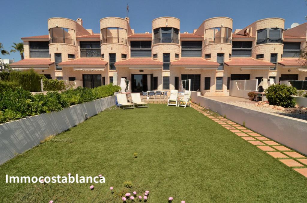 Terraced house in Dehesa de Campoamor, 159 m², 675,000 €, photo 1, listing 23854496