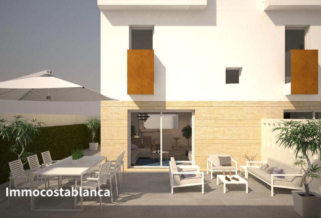 4 room terraced house in Torrevieja, 151 m², 239,000 €, photo 8, listing 2762248