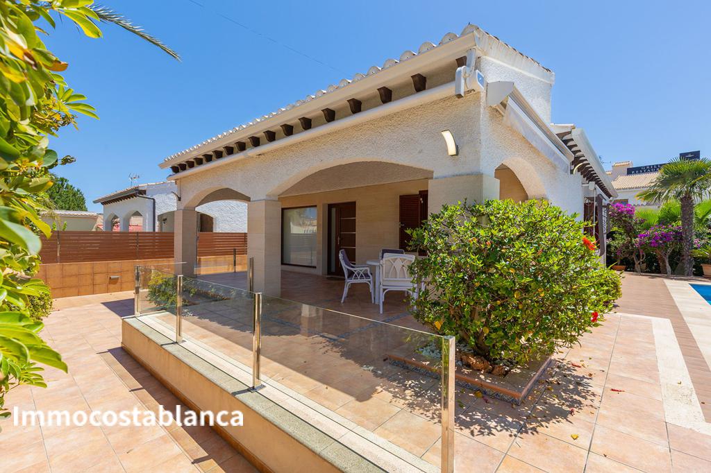 Villa in Orihuela Costa, 168 m², 750,000 €, photo 7, listing 22215536