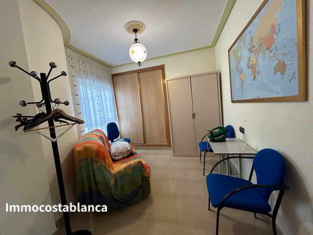 5 room apartment in Torrevieja, 100 m², 370,000 €, photo 5, listing 63772256