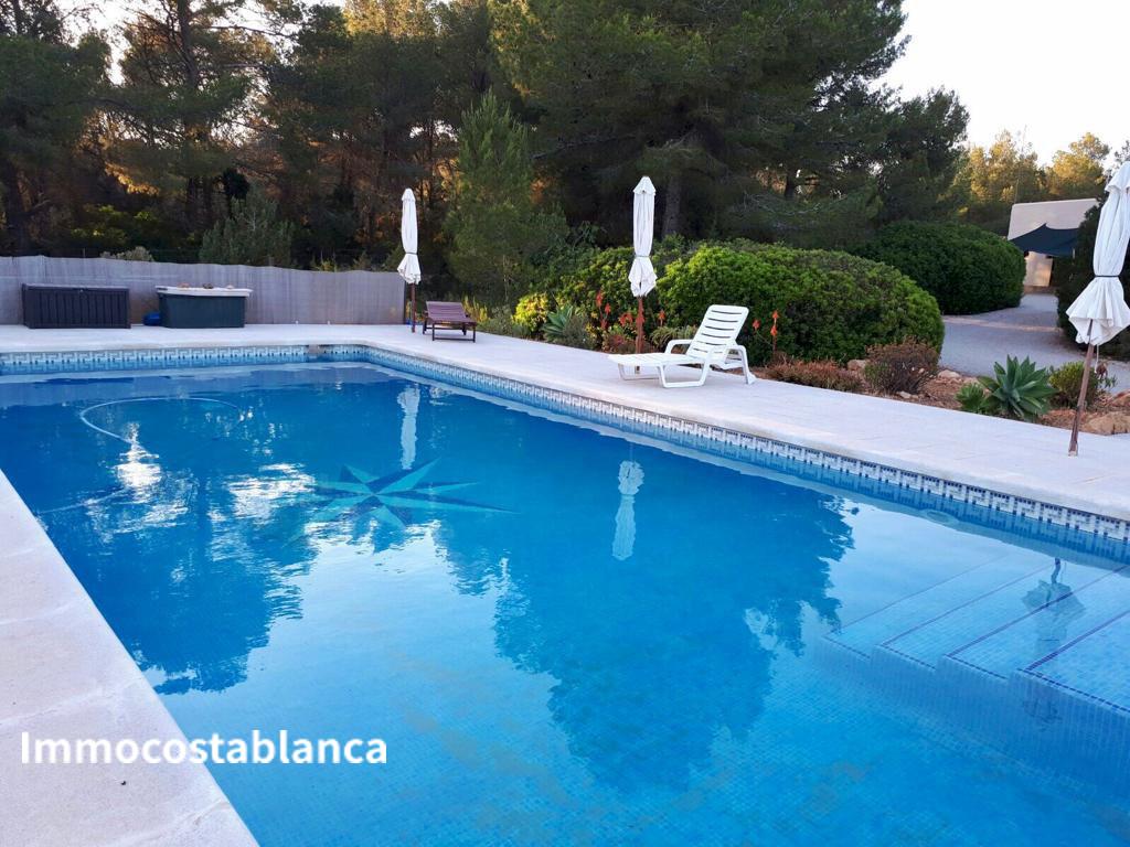 Villa in Alicante, 180 m², Price on request, photo 3, listing 23295048