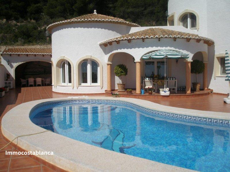 7 room villa in Calpe, 1,195,000 €, photo 1, listing 16447688