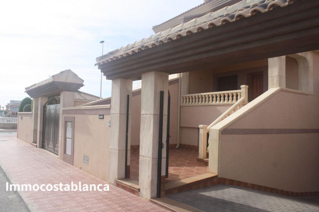 Apartment in Torrevieja, 225 m², 330,000 €, photo 9, listing 5167536