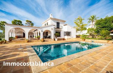 Detached house in Moraira, 266 m²