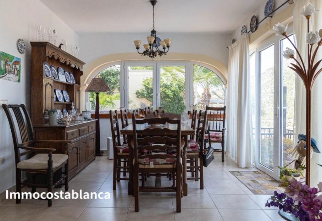 Detached house in Calpe, 320 m², 780,000 €, photo 8, listing 19596256