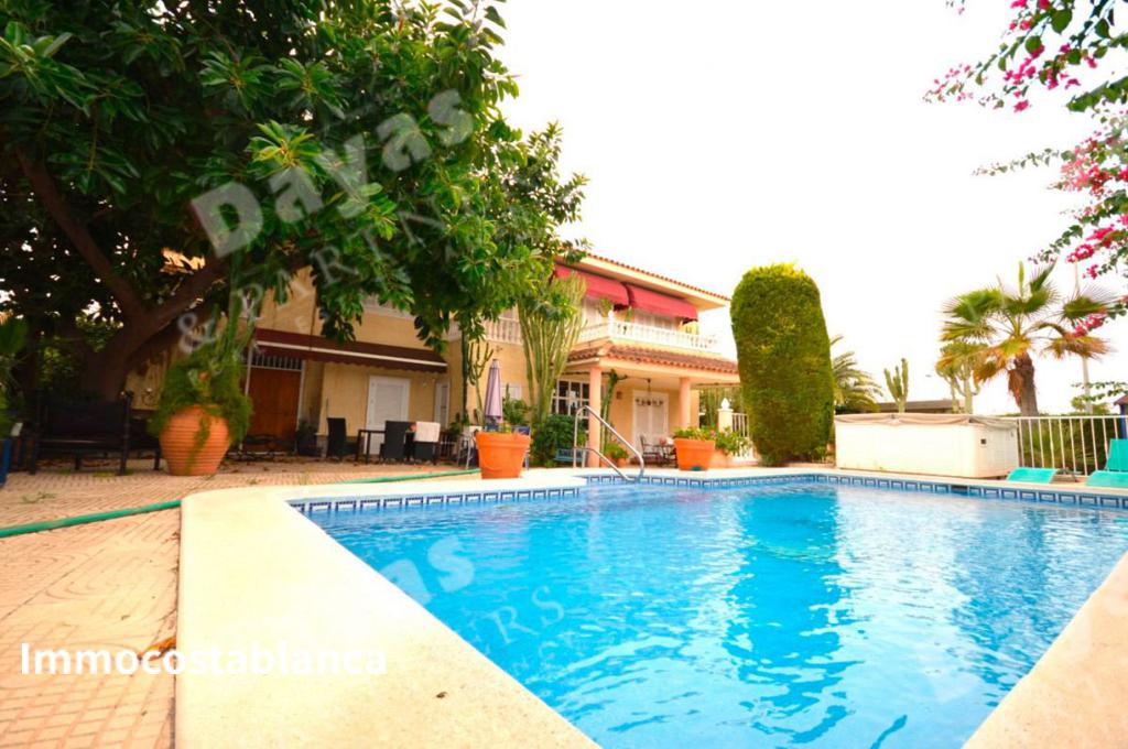 Villa in Torrevieja, 400 m², 1,330,000 €, photo 9, listing 6973696