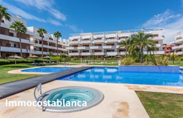 3 room new home in Cabo Roig, 68 m²