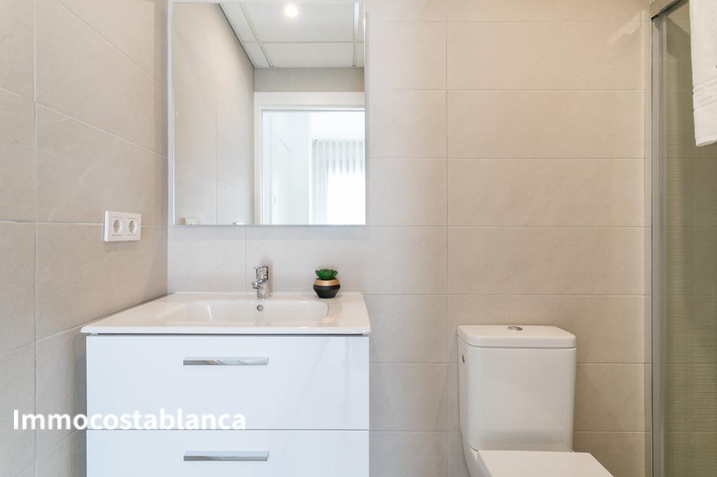 Apartment in Torrevieja, 65 m², 285,000 €, photo 1, listing 14047536