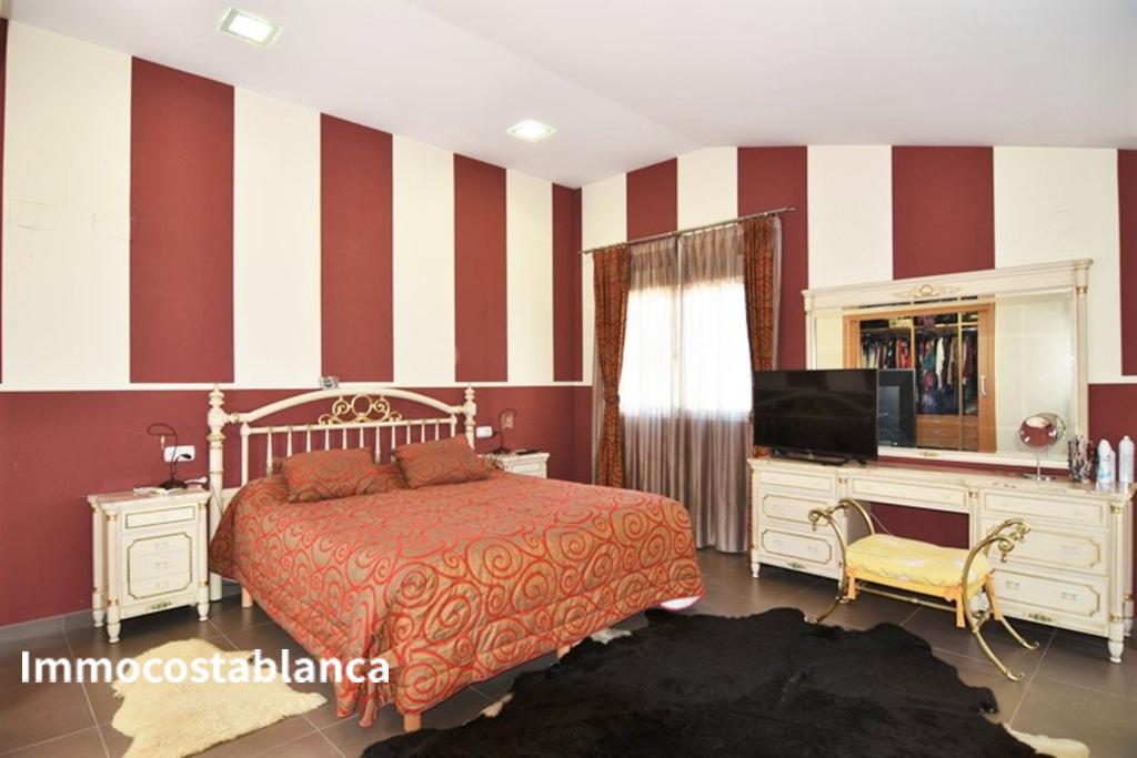 Villa in Benidorm, 266 m², 420,000 €, photo 4, listing 65995536