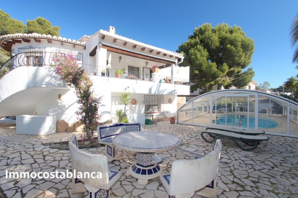 Villa in Moraira, 841 m², 369,000 €, photo 1, listing 24549448