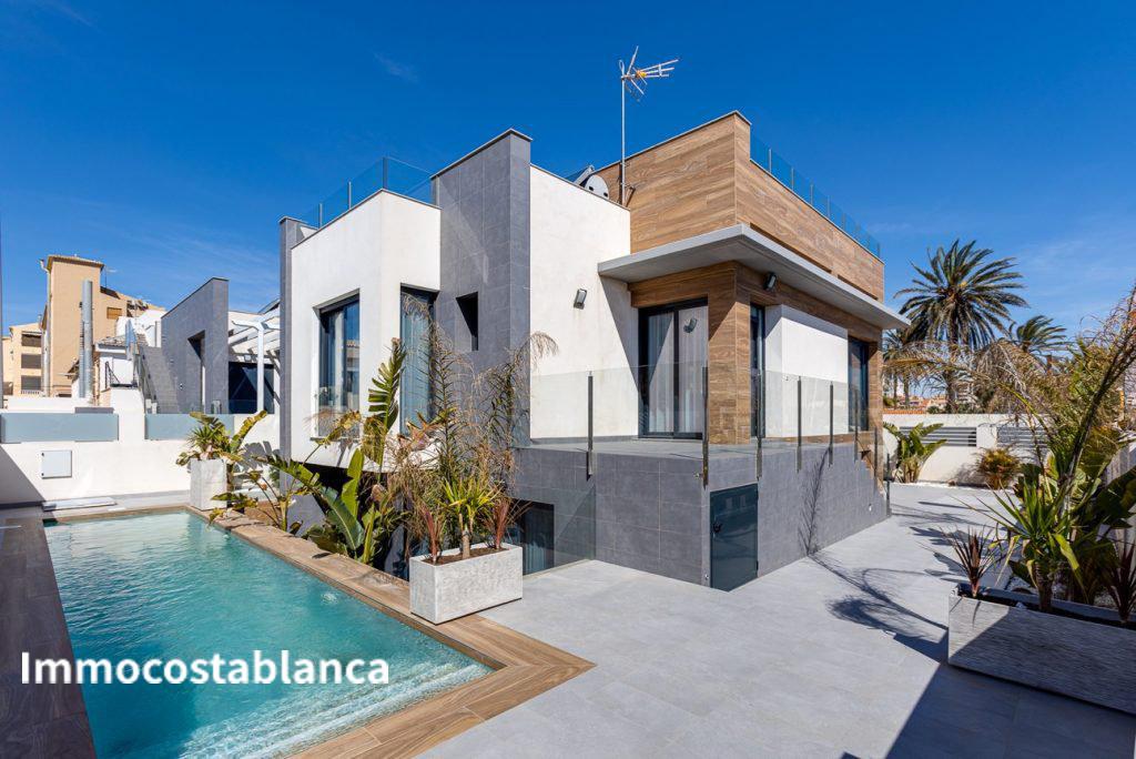 5 room villa in Torre La Mata, 210 m², 940,000 €, photo 1, listing 75195216