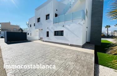 Villa in Torrevieja, 368 m²
