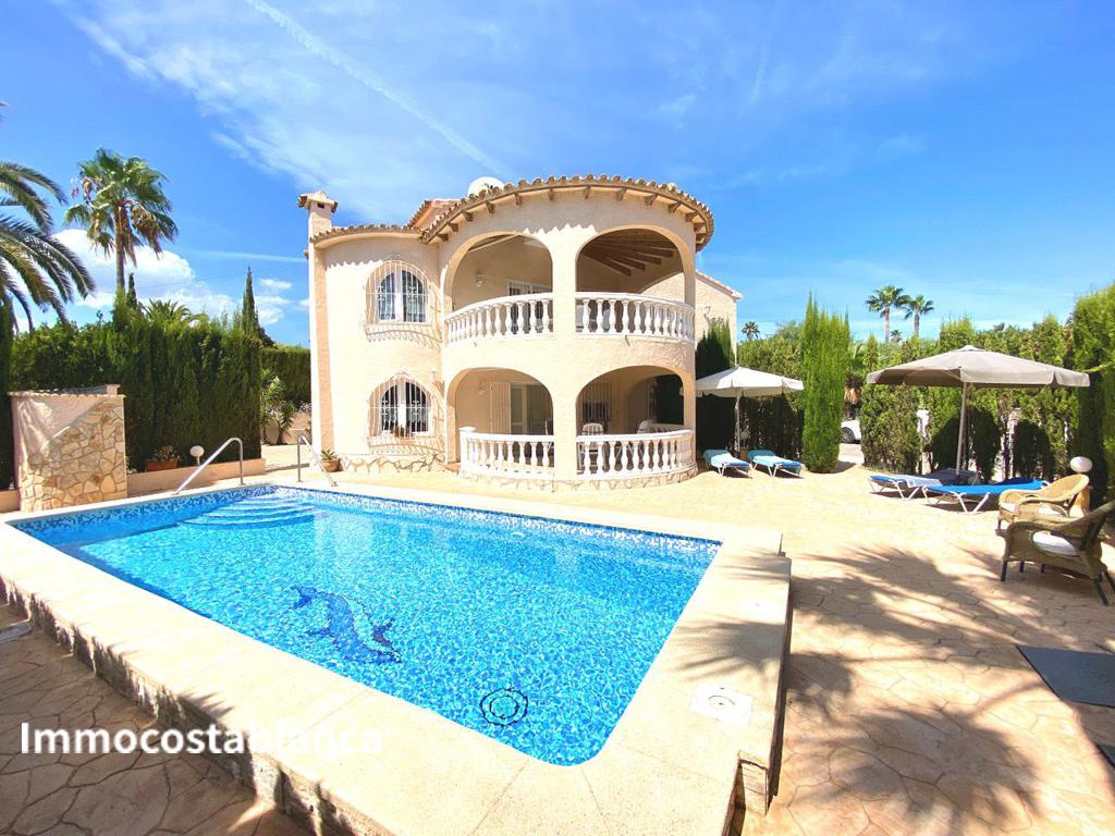 Villa in Calpe, 240 m², 550,000 €, photo 1, listing 62215296