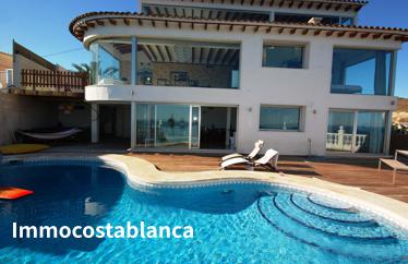 8 room villa in El Campello, 400 m²