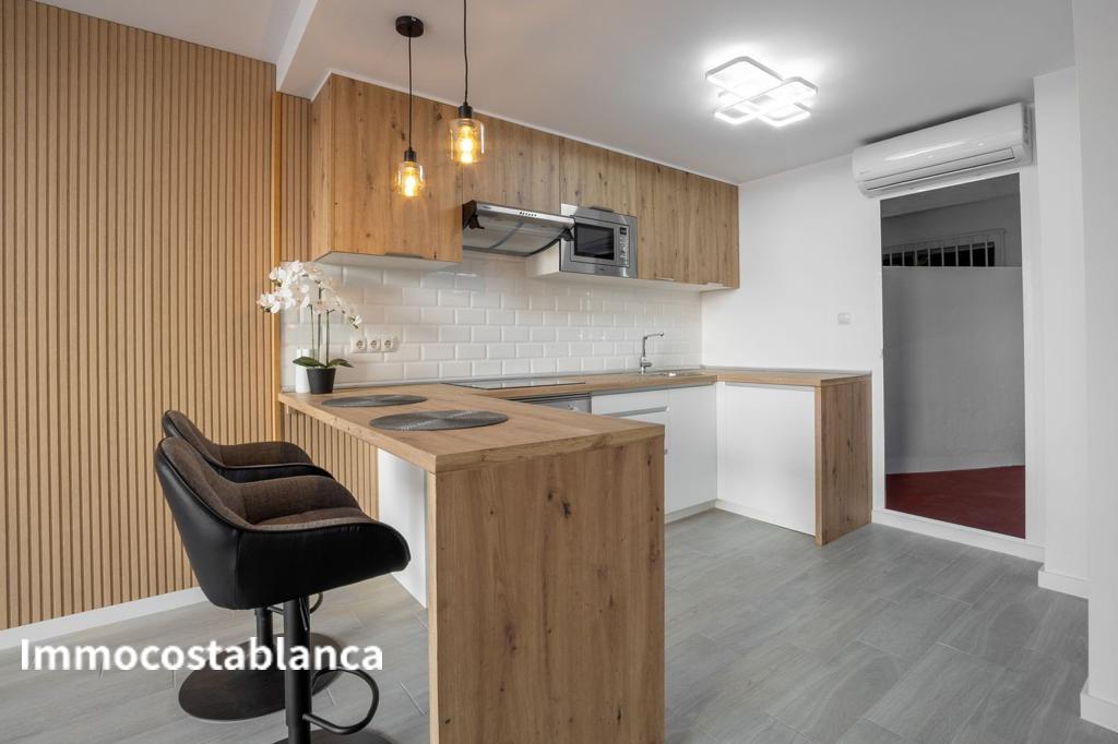 Apartment in Benidorm, 110 m², 287,000 €, photo 2, listing 51343536
