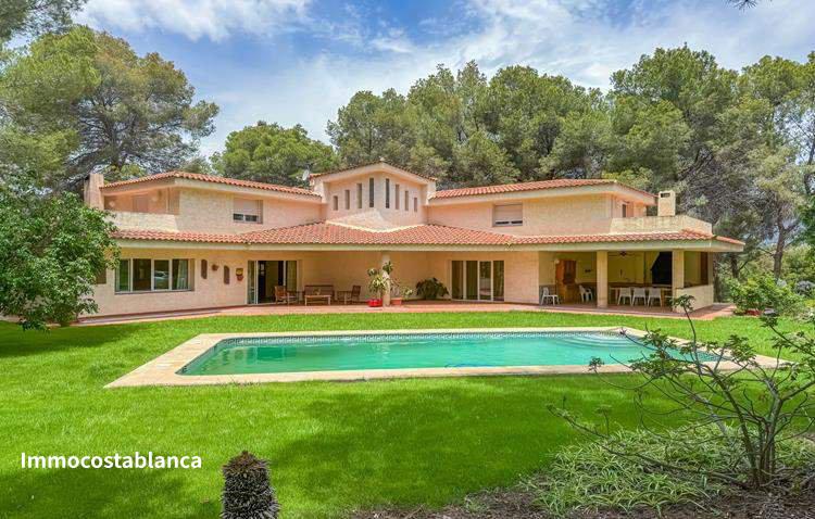 Villa in L'Alfàs del Pi, 750,000 €, photo 1, listing 14797856