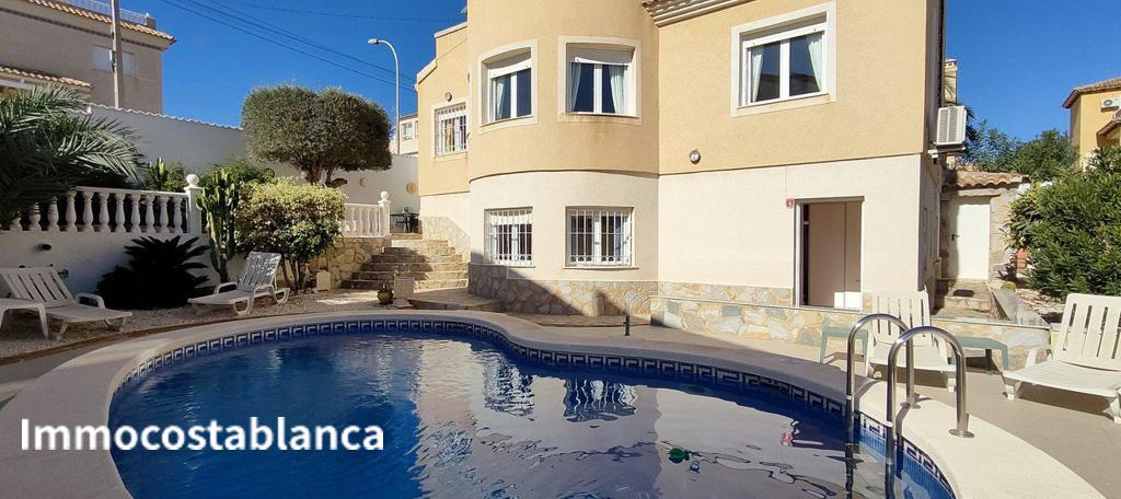 Villa in Villamartin, 240 m², 339,000 €, photo 1, listing 26197056