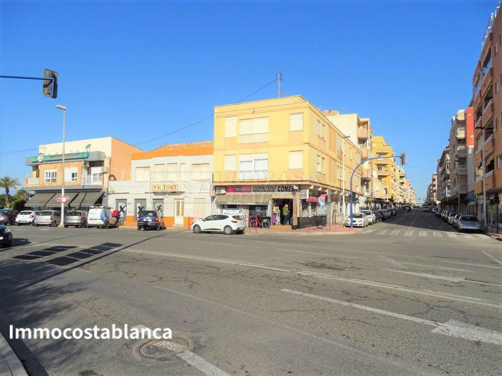 Townhome in Torrevieja, 692 m², 660,000 €, photo 5, listing 2268176
