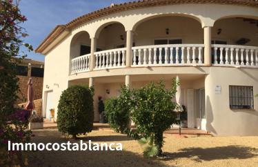 Villa in La Nucia, 295 m²