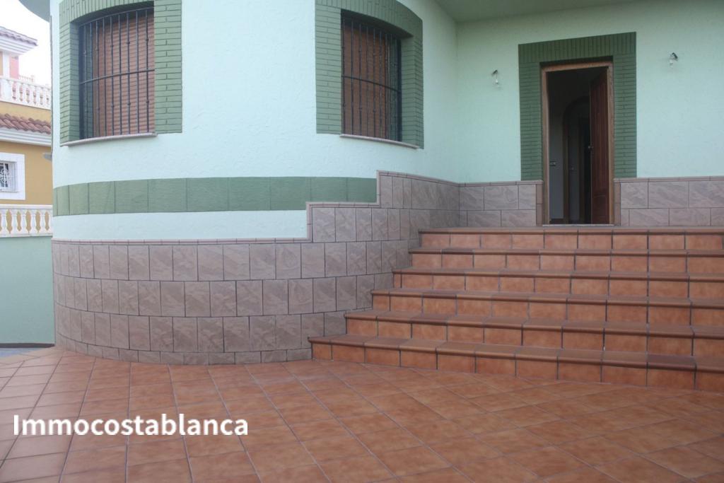 Villa in Torrevieja, 154 m², 550,000 €, photo 5, listing 11567536