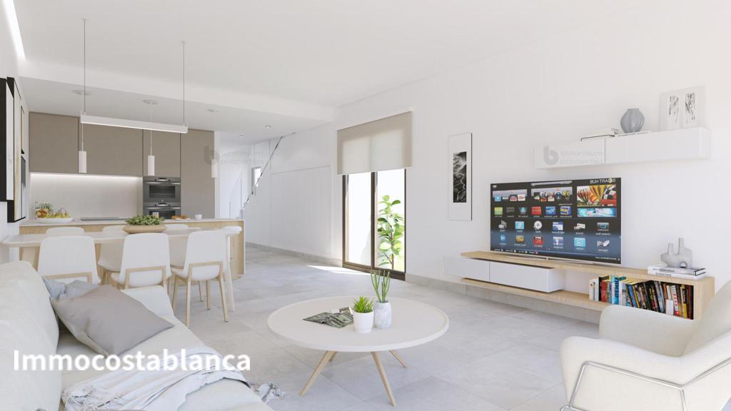 Villa in Pilar de la Horadada, 131 m², 540,000 €, photo 1, listing 22759536