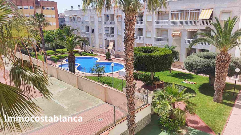 Apartment in Torrevieja, 54 m², 72,000 €, photo 10, listing 13894416