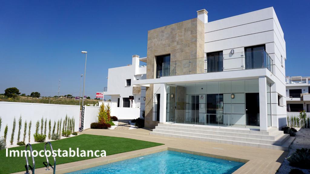 Villa in Ciudad Quesada, 141 m², 380,000 €, photo 1, listing 34477448