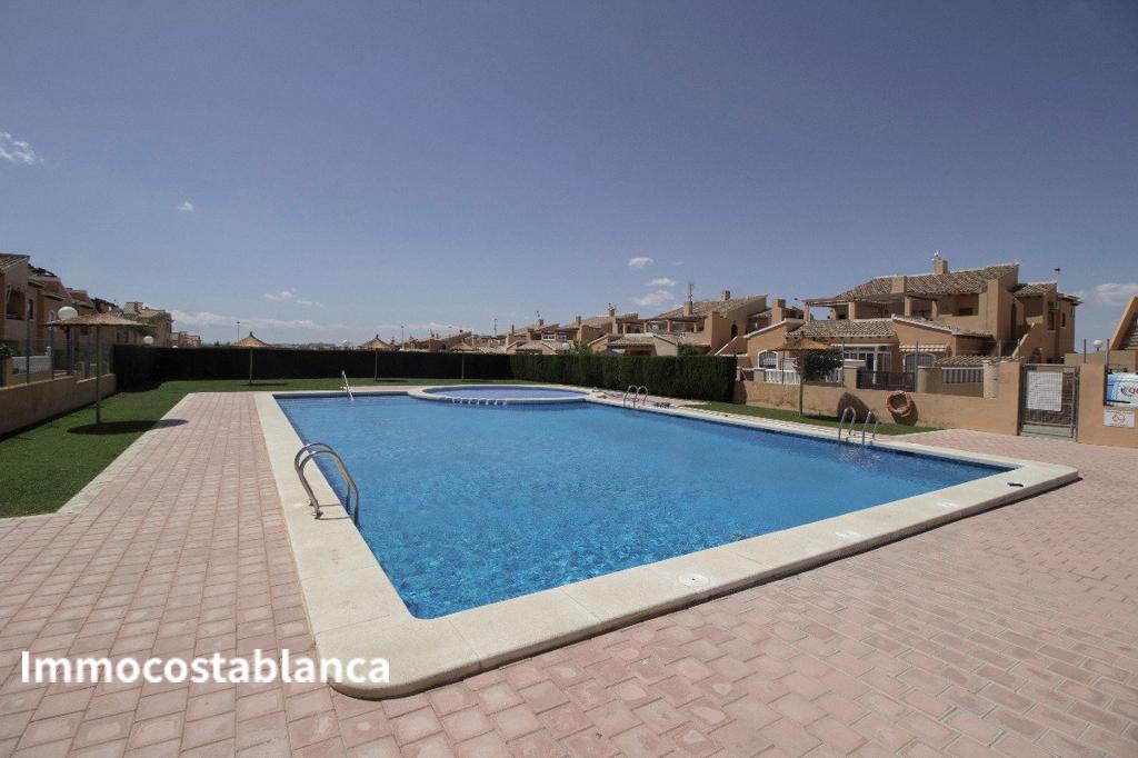 Apartment in Torrevieja, 61 m², 99,000 €, photo 1, listing 14689448