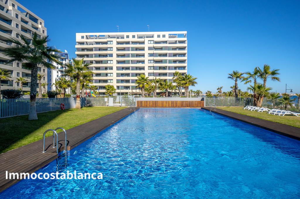 Apartment in Torrevieja, 139 m², 765,000 €, photo 1, listing 45351536
