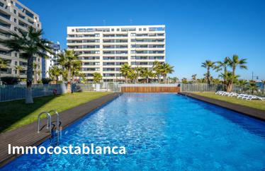 Apartment in Torrevieja, 139 m²