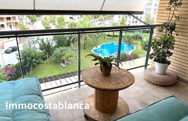 Apartment in Alicante, 100 m²