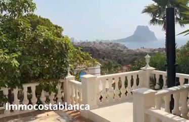 Detached house in Calpe, 718 m²
