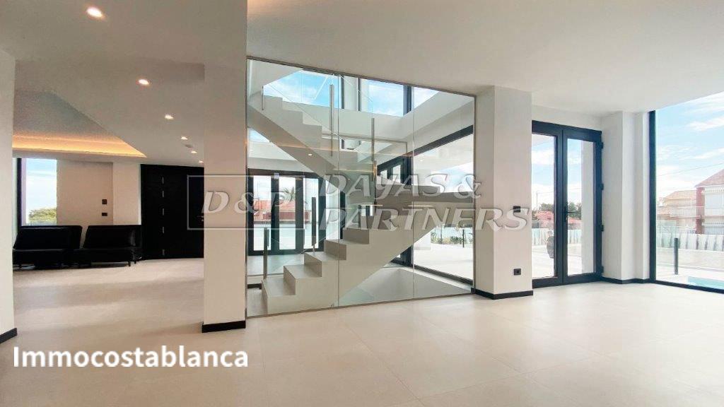 Villa in Torrevieja, 420 m², 1,350,000 €, photo 5, listing 32643376