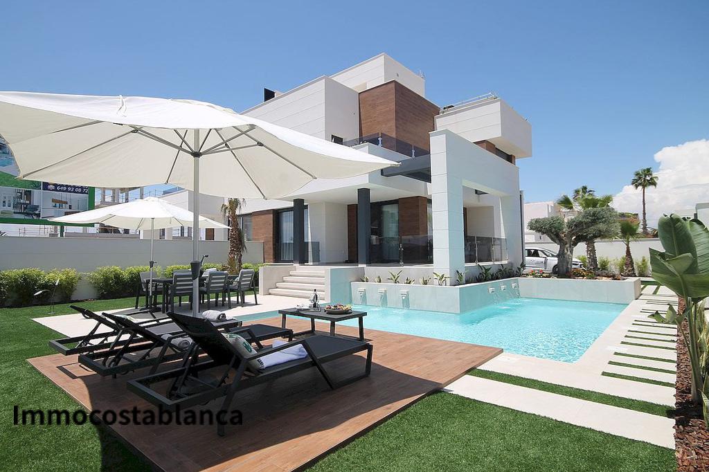 Villa in Torrevieja, 148 m², 445,000 €, photo 7, listing 16553776