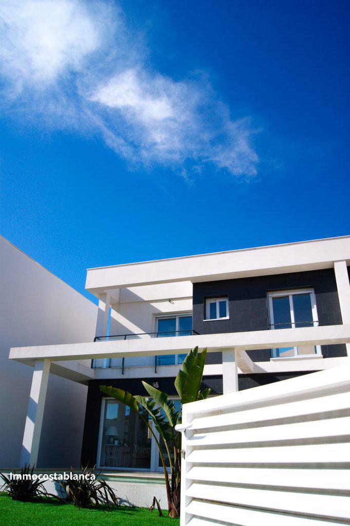 3 room villa in Alicante, 108 m², 260,000 €, photo 2, listing 15540016