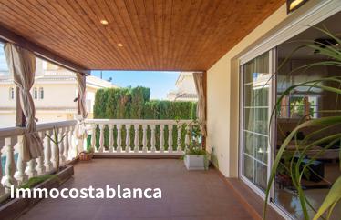Villa in La Nucia, 250 m²