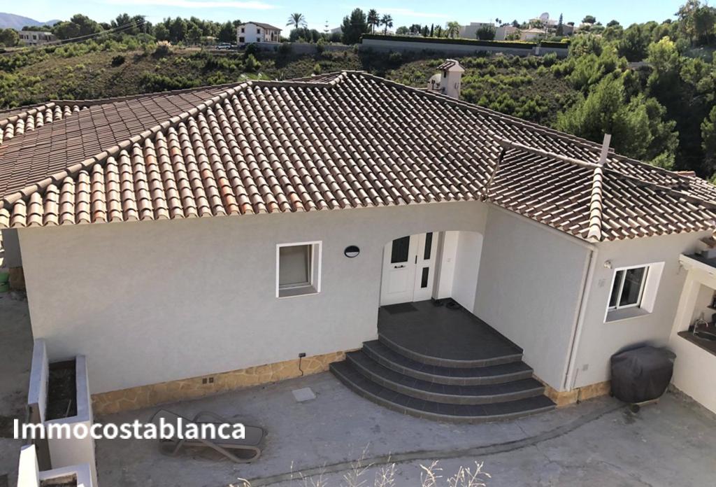 Villa in La Nucia, 250 m², 690,000 €, photo 1, listing 30224096