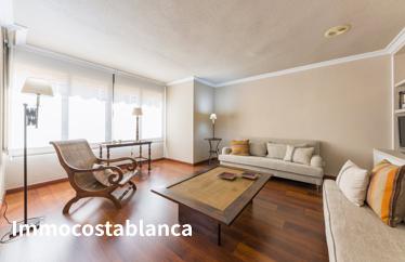 4 room apartment in Alicante, 148 m²