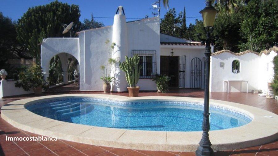 3 room villa in Calpe, 260,000 €, photo 1, listing 23647688