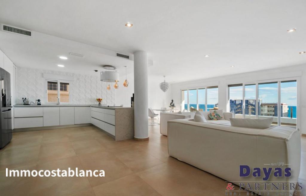 Villa in Torrevieja, 422 m², 880,000 €, photo 3, listing 26115216