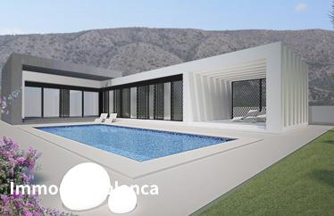 Villa in El Pinós, 178 m²